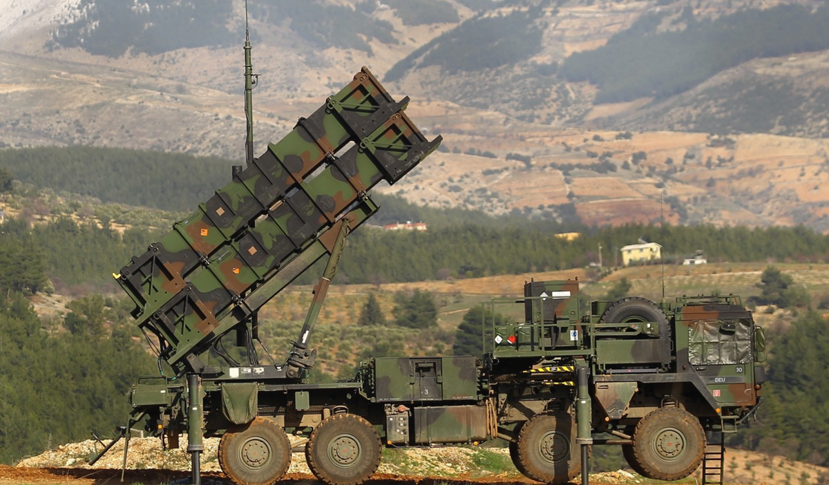 Greek Patriot Air Defense System Extends Coverage Over Bulgaria