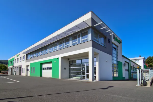 CSG Acquires Czech Company Hydraulics s.r.o., Plans Major Expansion in Land Systems Production