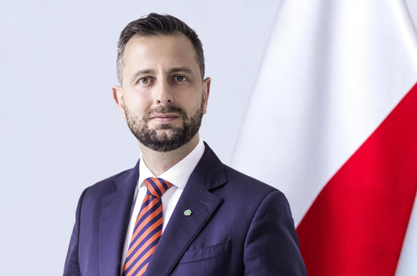 Polish Defense Chief: Military Buildup Must Accelerate Regardless of Ukraine Peace Talks